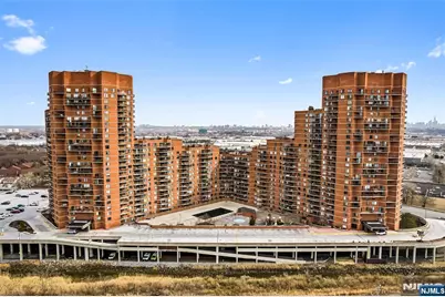 730 Harmon Cove Tower, Secaucus, NJ 07094 - Photo 21