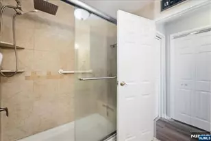 730 Harmon Cove Tower, Secaucus, NJ 07094 - Photo 17