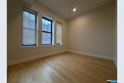 84 Van Wagenen Avenue 1L #1L, Jersey City, NJ 07306 - Photo 11