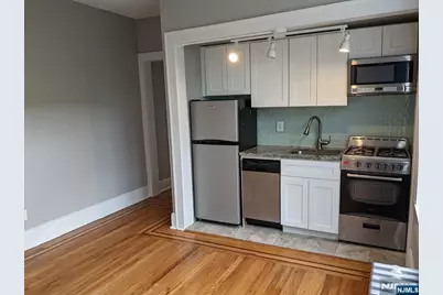 85 Anderson Street C2 #C2, Hackensack, NJ 07601 - Photo 7