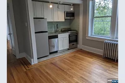 85 Anderson Street C2 #C2, Hackensack, NJ 07601 - Photo 3