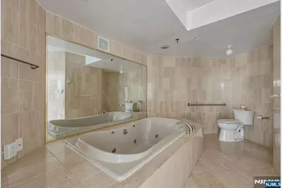 1512 Palisade Avenue 5B #5B, Fort Lee, NJ 07024 - Photo 31