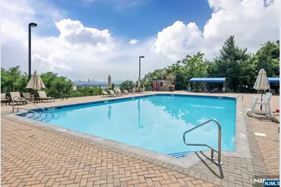 1512 Palisade Avenue 5B #5B, Fort Lee, NJ 07024 - Photo 43