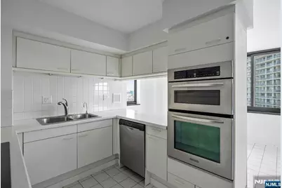 1512 Palisade Avenue 5B #5B, Fort Lee, NJ 07024 - Photo 19