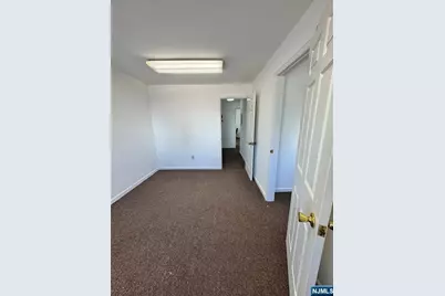 12-18 River Road A #A, Fair Lawn, NJ 07410 - Photo 5