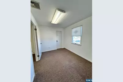 12-18 River Road A #A, Fair Lawn, NJ 07410 - Photo 3