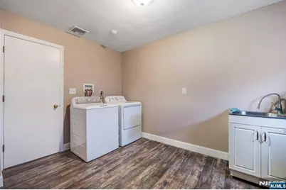 243 Main Street, New Milford, NJ 07646 - Photo 11