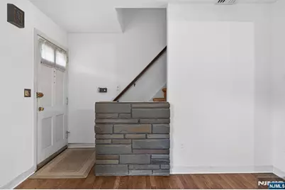 8 Laurel Street, Hawthorne, NJ 07506 - Photo 27