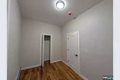 69 Howe 9 #9, Passaic, NJ 07055 - Photo 17
