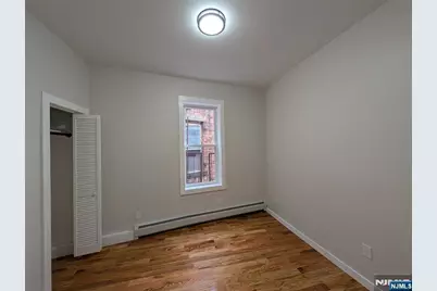 69 Howe 9 #9, Passaic, NJ 07055 - Photo 7