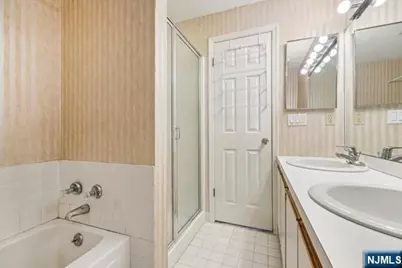 2612 Hemingway Lane, Mahwah, NJ 07430 - Photo 25