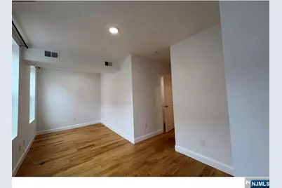 223 Hancock Avenue 2 #2, Jersey City, NJ 07307 - Photo 9