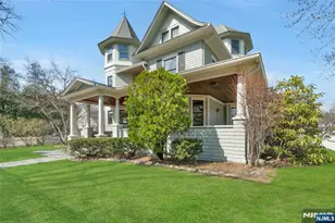 321 Hollywood Ave, Ho Ho Kus, NJ 07423 - Photo 3