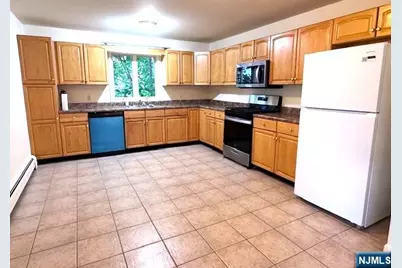 464 Grand Avenue 1st Fl #1st FL, Palisades Park, NJ 07650 - Photo 3