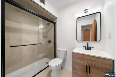 364 Palisade Avenue 5B #5B, Cliffside Park, NJ 07010 - Photo 15