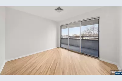364 Palisade Avenue 5B #5B, Cliffside Park, NJ 07010 - Photo 17