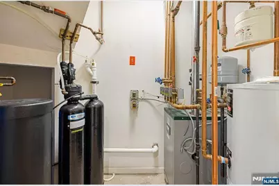 19 Sherbrooke Court 27 #27, Saddle River, NJ 07458 - Photo 31