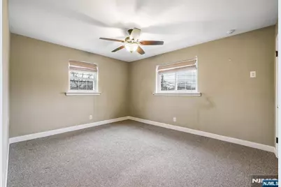 243 Main Street, New Milford, NJ 07646 - Photo 13