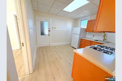 28 Rutland Avenue 3 #3, Kearny, NJ 07032 - Photo 9