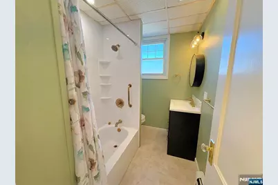 28 Rutland Avenue 3 #3, Kearny, NJ 07032 - Photo 5
