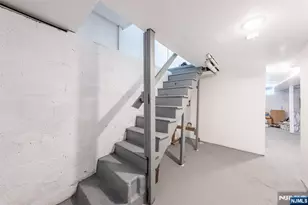 32 Palm St, Newark, NJ 07106 - Photo 21