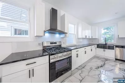 32 Palm Street, Newark, NJ 07106 - Photo 11