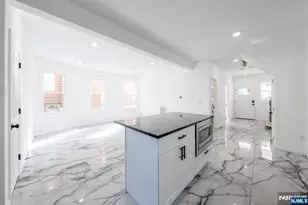 32 Palm St, Newark, NJ 07106 - Photo 9