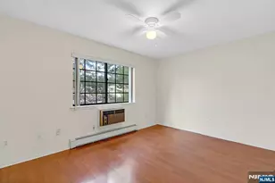 1419 Faulkner Ct, Mahwah, NJ 07430 - Photo 13