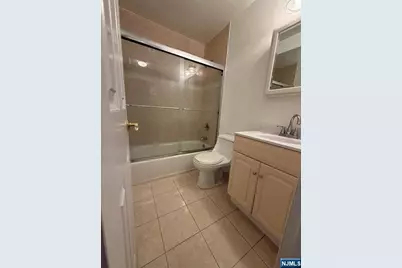 1419 Faulkner Court, Mahwah, NJ 07430 - Photo 7