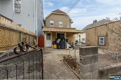 1029 19th Street, Paterson, NJ 07501 - Photo 3