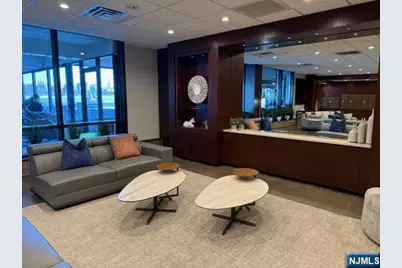 9 Somerset Lane 502 #502, Edgewater, NJ 07020 - Photo 5