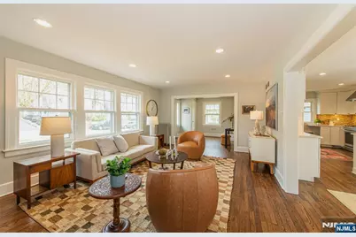 30 Wellesley Road, Montclair, NJ 07043 - Photo 11