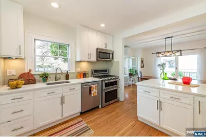 14 Northview Avenue, Montclair, NJ 07043 - Photo 17