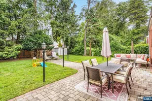 162 Washington Pl, Teaneck Township, NJ 07666 - Photo 25