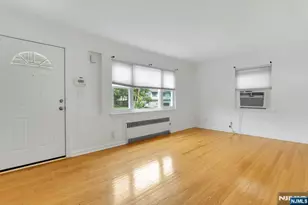 162 Washington Pl, Teaneck Township, NJ 07666 - Photo 3