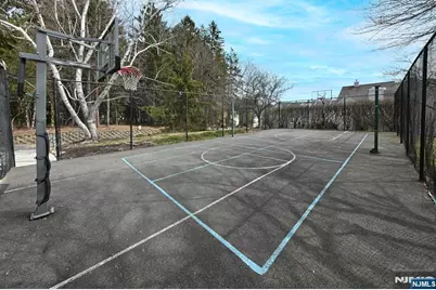 884 Somerset Court, Ramsey, NJ 07446 - Photo 29