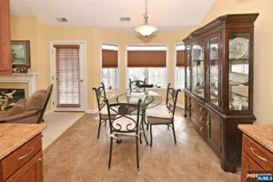 884 Somerset Ct, Ramsey, NJ 07446 - Photo 7