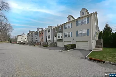 884 Somerset Court, Ramsey, NJ 07446 - Photo 1