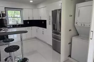 5200 Meadowview Ave, North Bergen, NJ 07047 - Photo 5