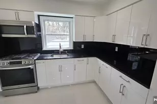5200 Meadowview Ave, North Bergen, NJ 07047 - Photo 9