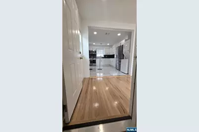 5200 Meadowview Avenue, North Bergen, NJ 07047 - Photo 17