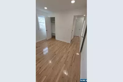 5200 Meadowview Avenue, North Bergen, NJ 07047 - Photo 27