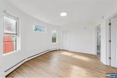 27 Monsignor Owens Place 2 #2, Nutley, NJ 07110 - Photo 5