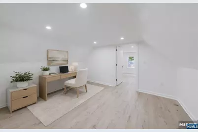 27 Monsignor Owens Place 2 #2, Nutley, NJ 07110 - Photo 17