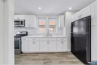 27 Monsignor Owens Place 2 #2, Nutley, NJ 07110 - Photo 9