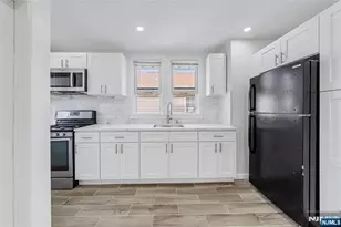 27 Monsignor Owens Pl 2, Nutley, NJ 07110 - Photo 9