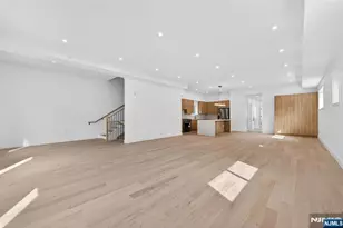 312 11th Street 2, Union City, NJ 07087 - Photo 17