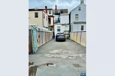 48.5 Wakeman Avenue, Newark, NJ 07104 - Photo 25
