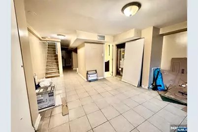 48.5 Wakeman Avenue, Newark, NJ 07104 - Photo 17