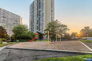 6 Horizon Road 1605, Fort Lee, NJ 07024 - Photo 25